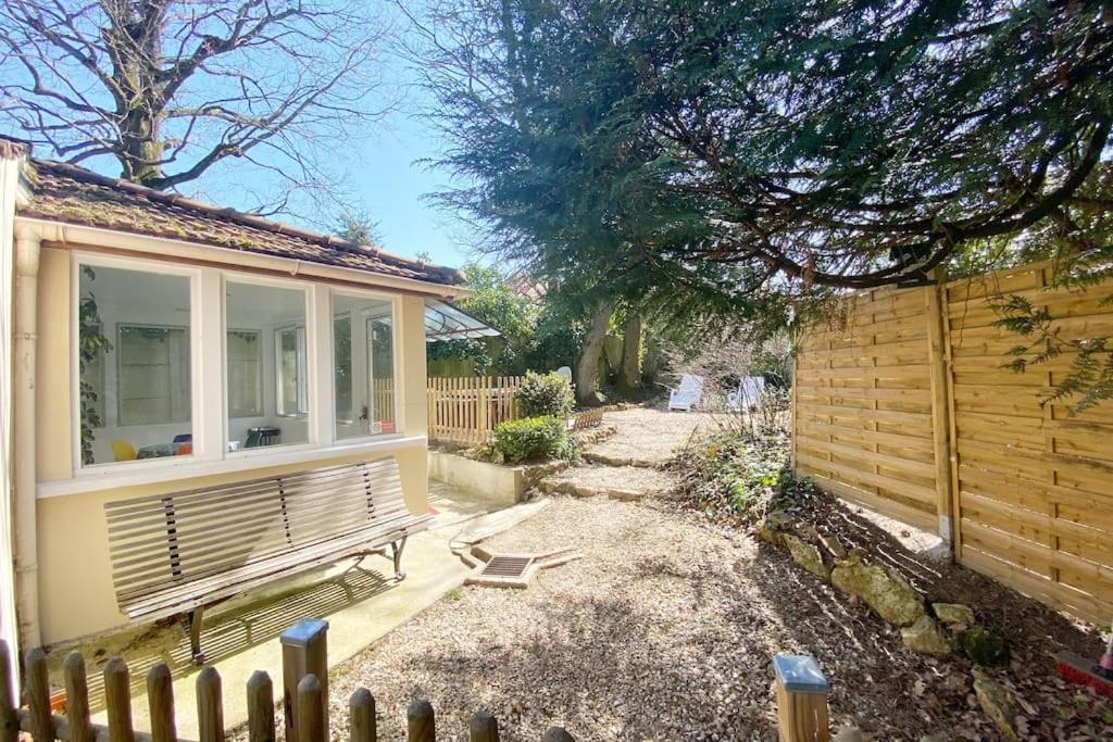 Maison Avec Jardin Et Jacuzzi Proche Polytechnique ปาเลโซ ภายนอก รูปภาพ